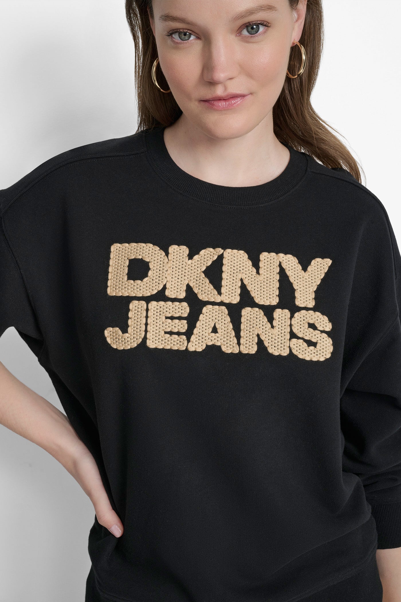 STACKED BASKETWEAVE LOGO SWEATSHIRT