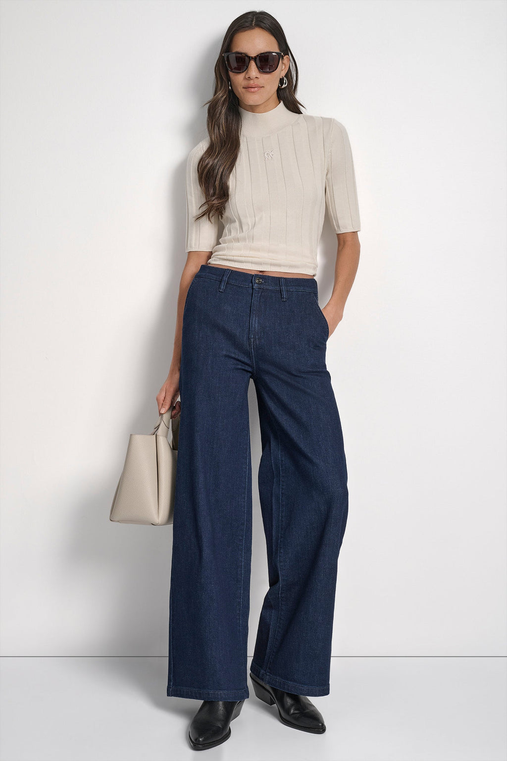 ELBOW SLEEVE WIDE RIB MOCK NECK WITH LOGO PATCH