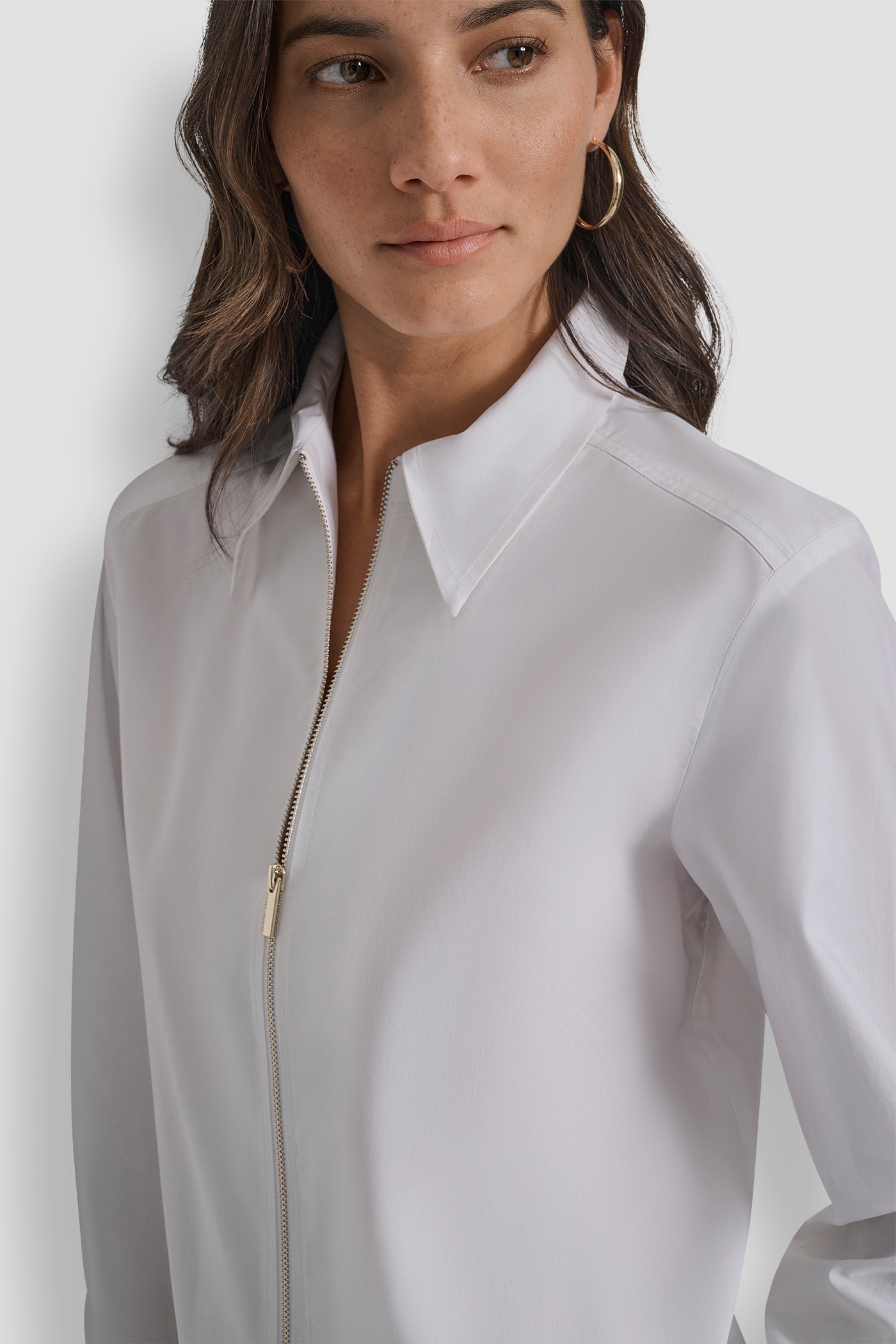 ZIP FRONT FITTED POPLIN LONG SLEEVE SHIRT WITH CHEST
