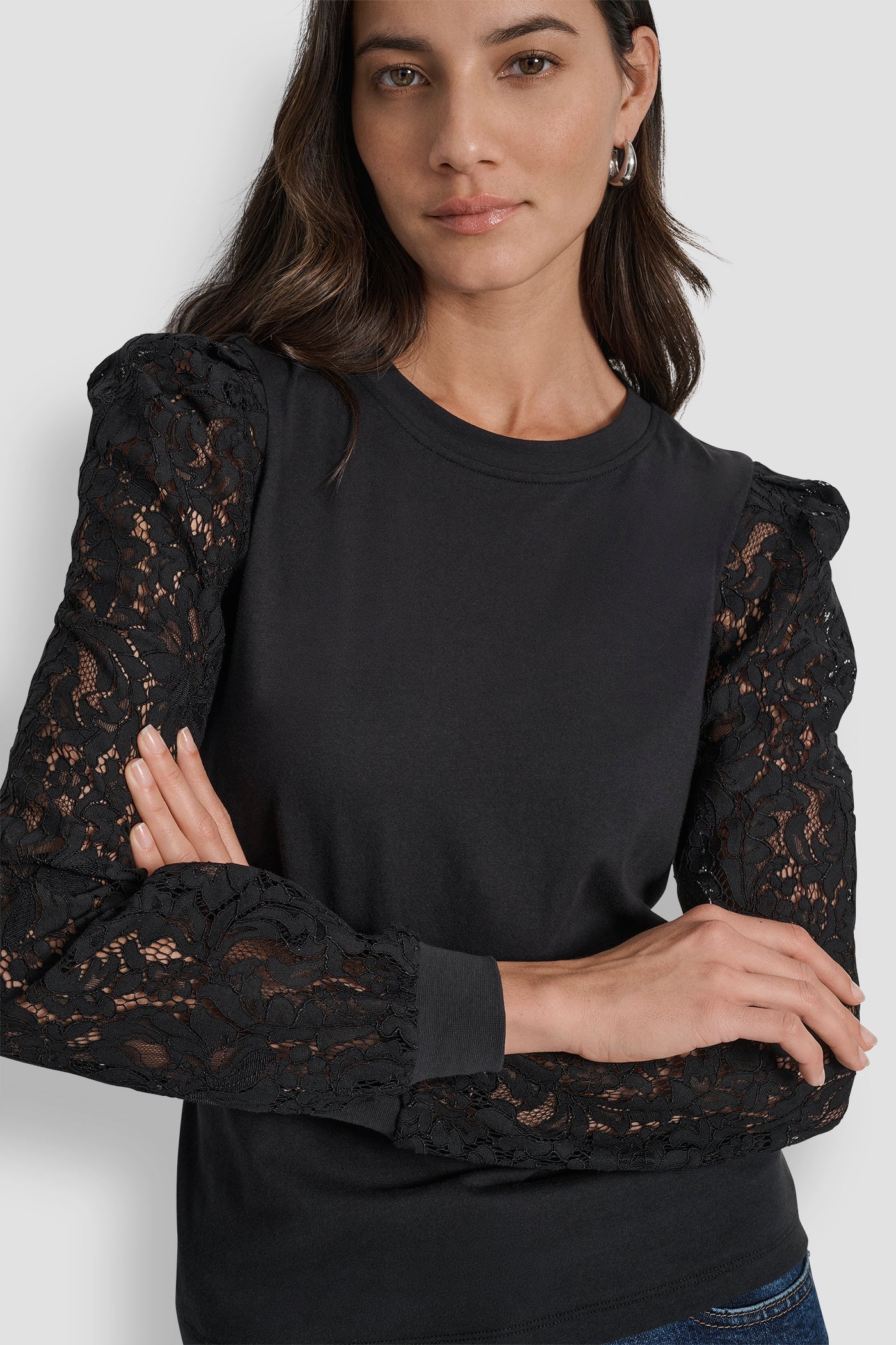 LACE PUFF LONG SLEEVE CREW NECK TEE