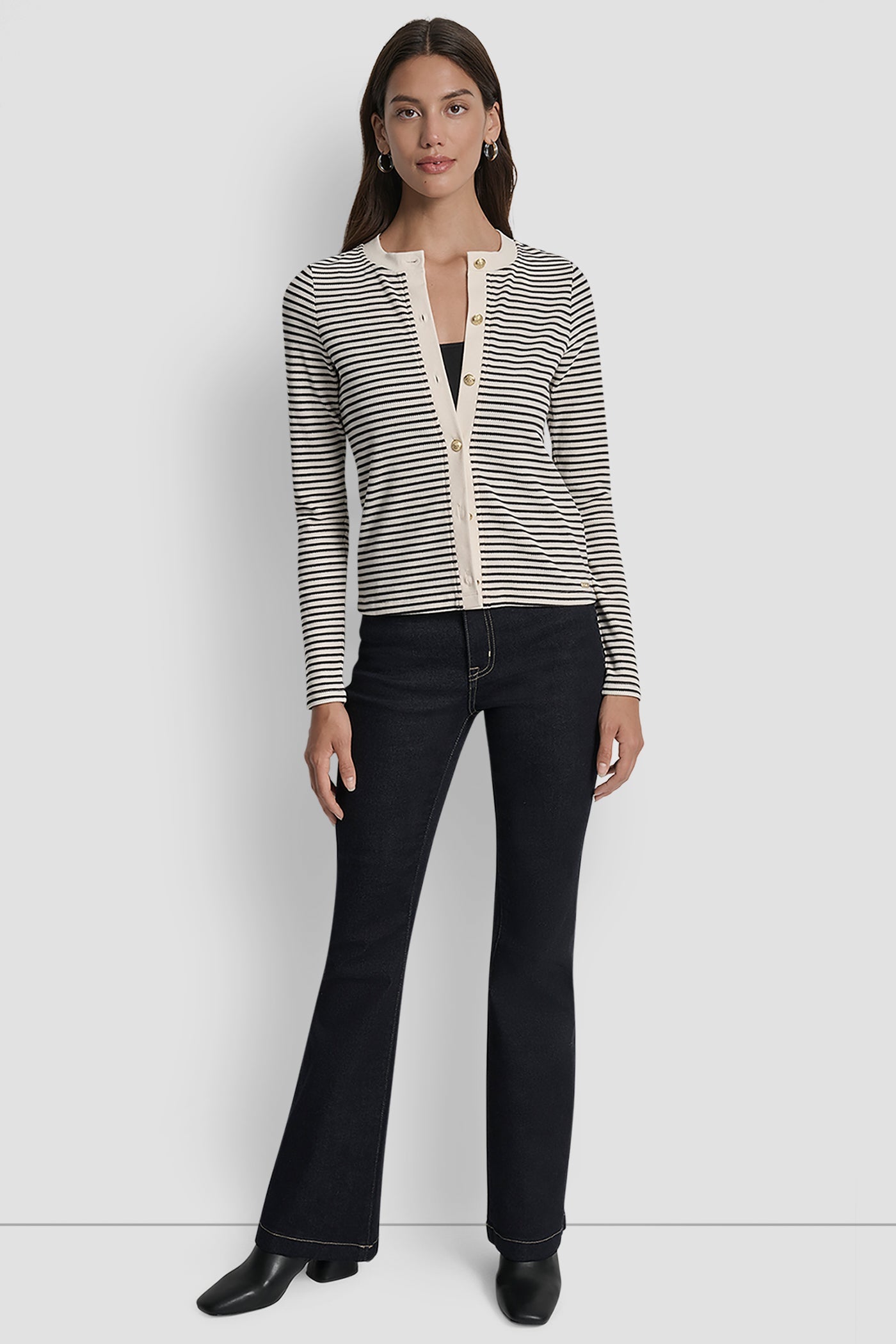 LONG SLEEVE BUTTON FRONT SHORT CARDIGAN