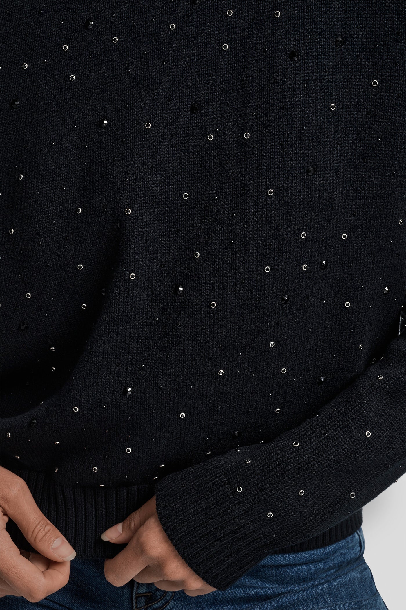 LONG SLEEVE RHINESTONE CREW NECK SWEATER