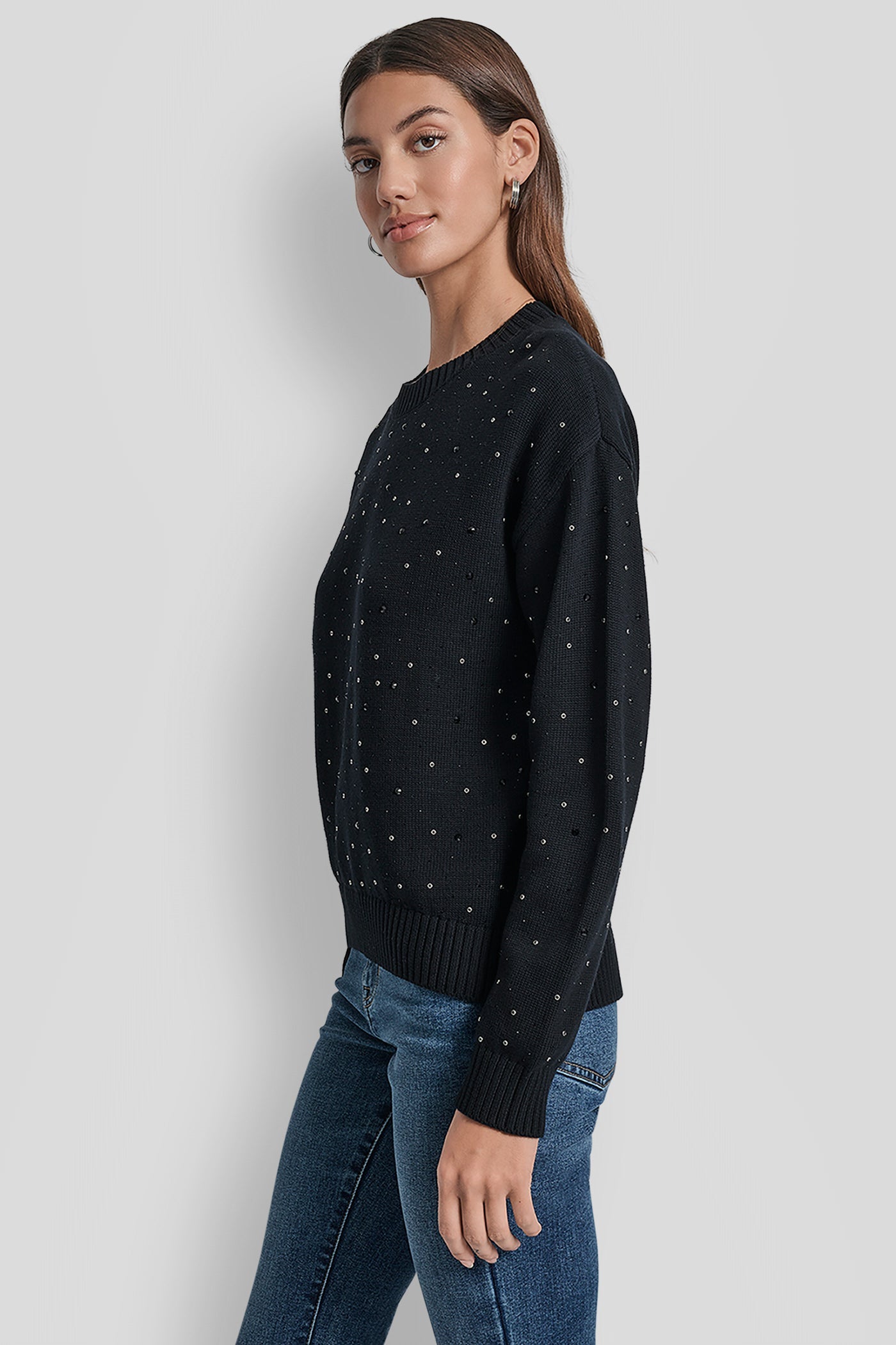 LONG SLEEVE RHINESTONE CREW NECK SWEATER