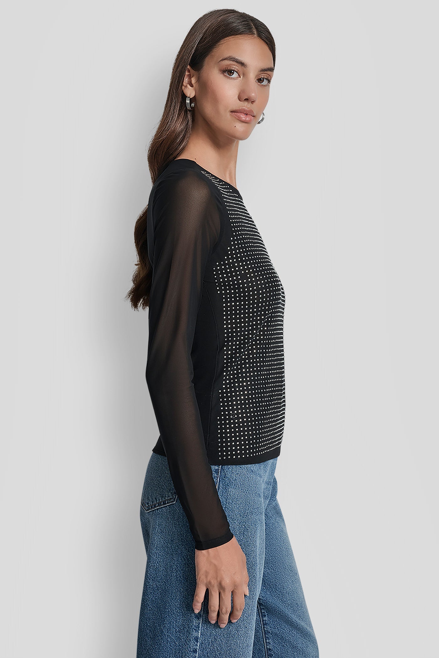 STUDDED MESH TOP