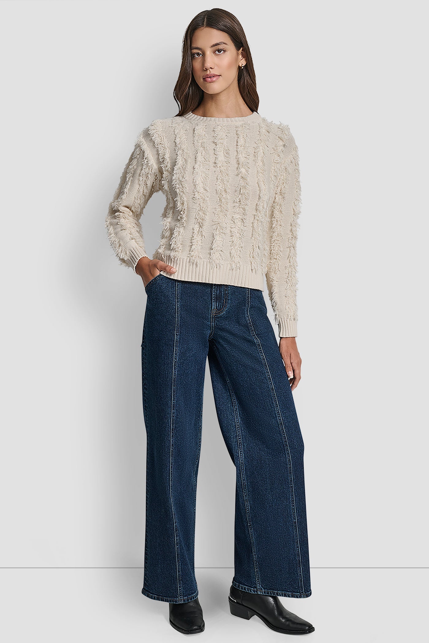 LONG SLEEVE CREW NECK WITH FRINGE STITCHING