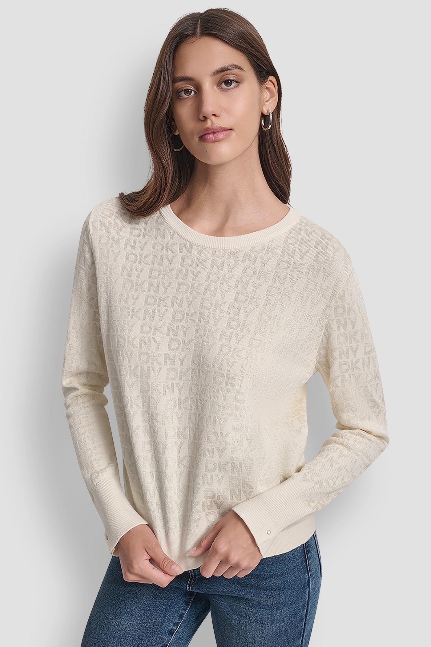 LONG SLEEVE CREW NECK LOGO SWEATER WITH CUFF SLIT