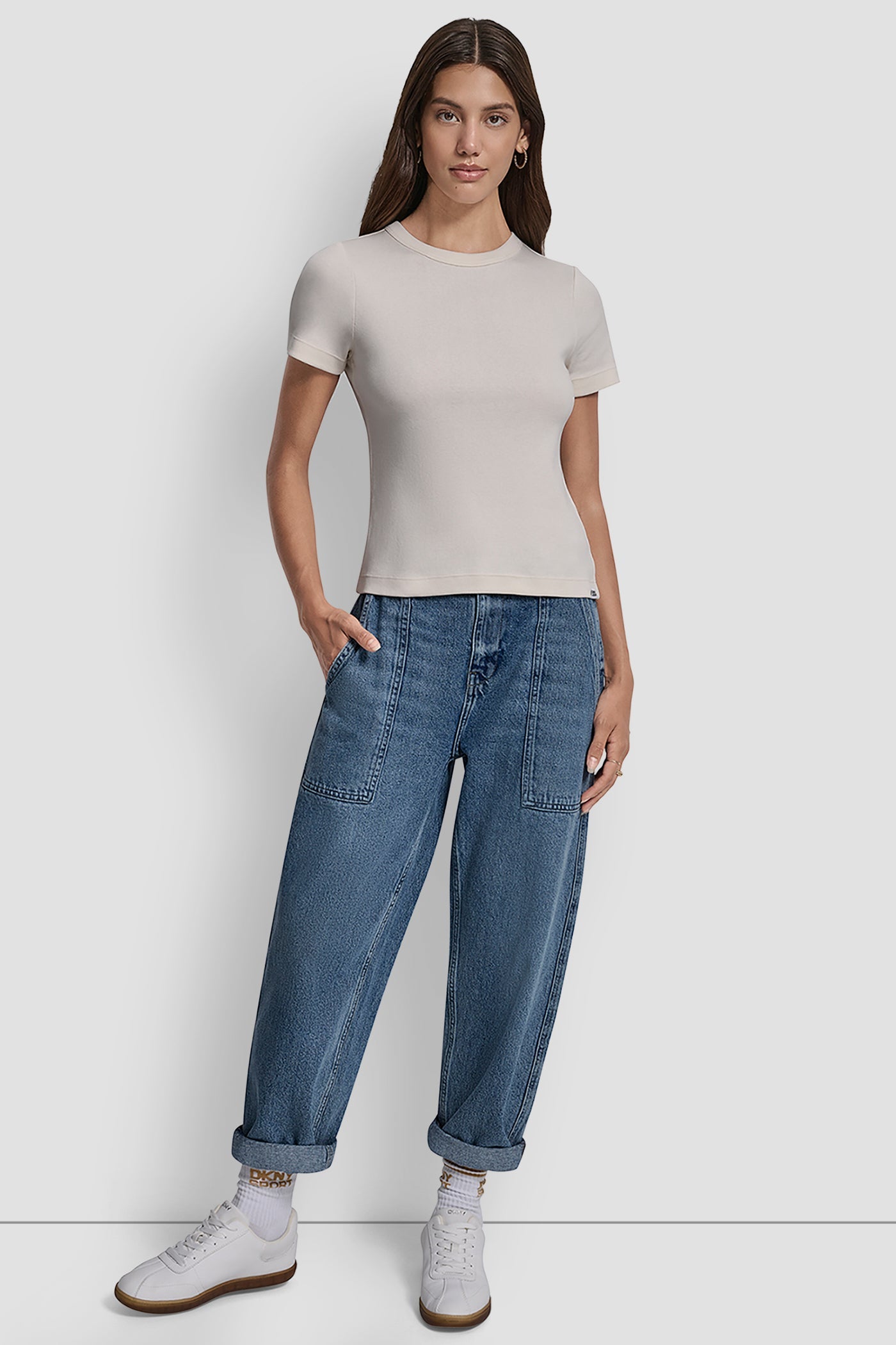 CLASSIC TEE