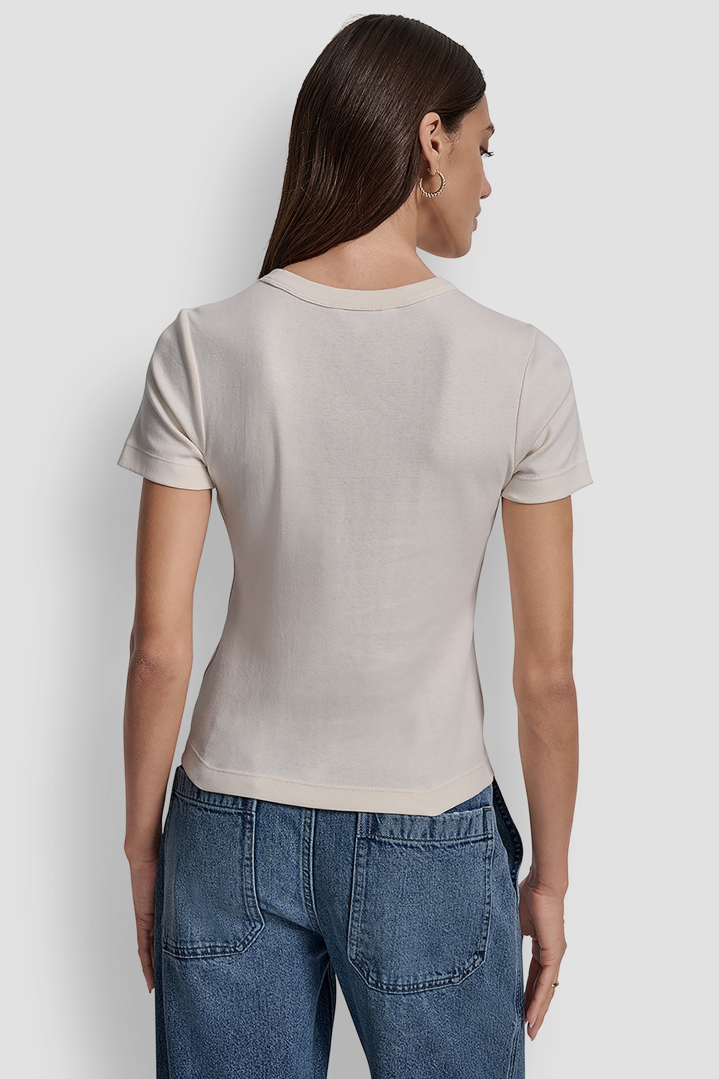 CLASSIC TEE