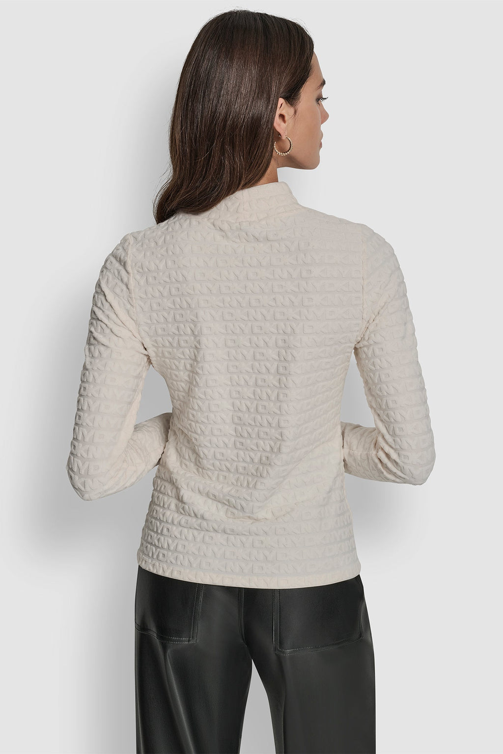 LOGO JACQUARD  LONG SLEEVE MOCK NECK TEE
