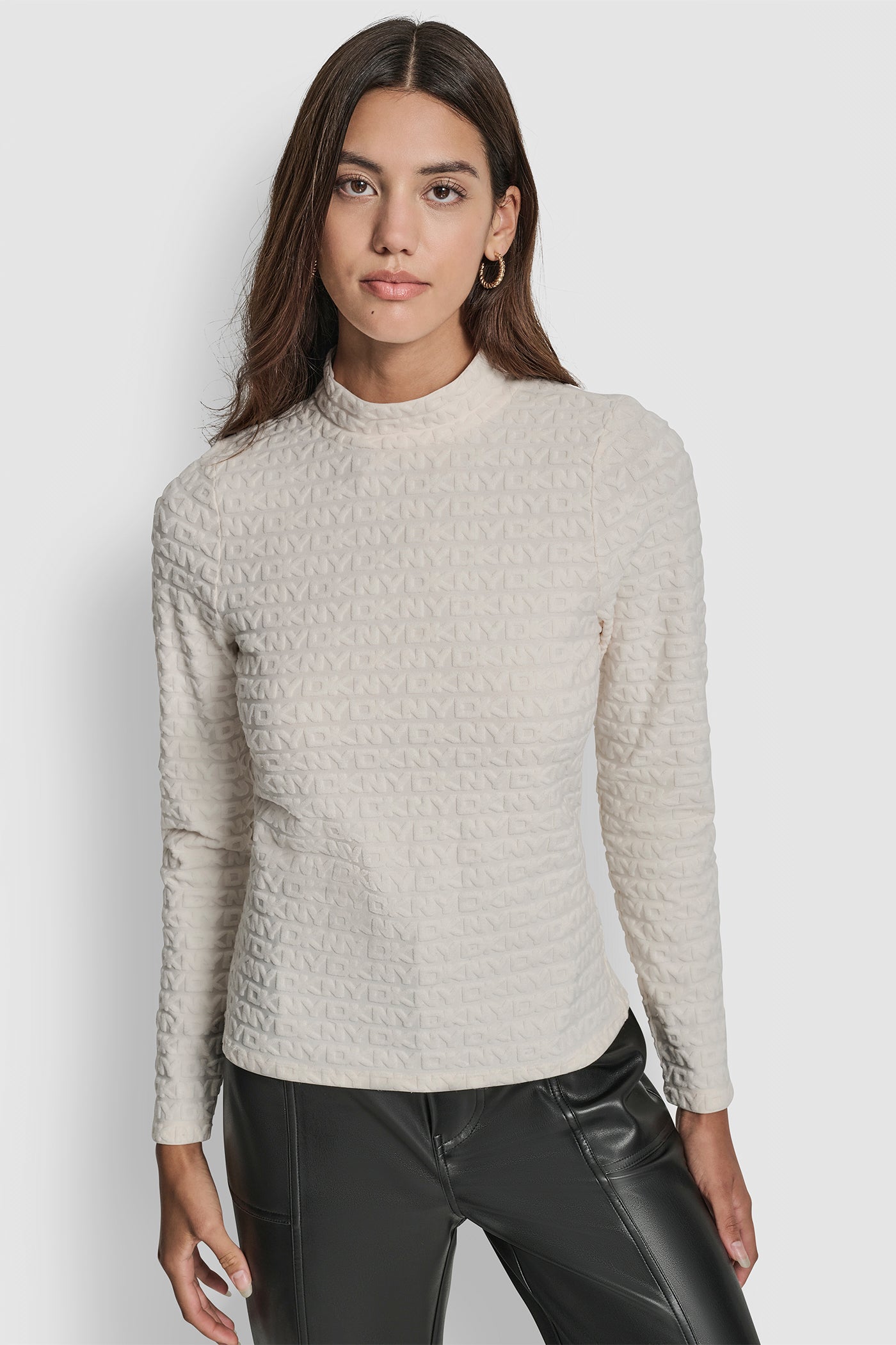 LOGO JACQUARD  LONG SLEEVE MOCK NECK TEE