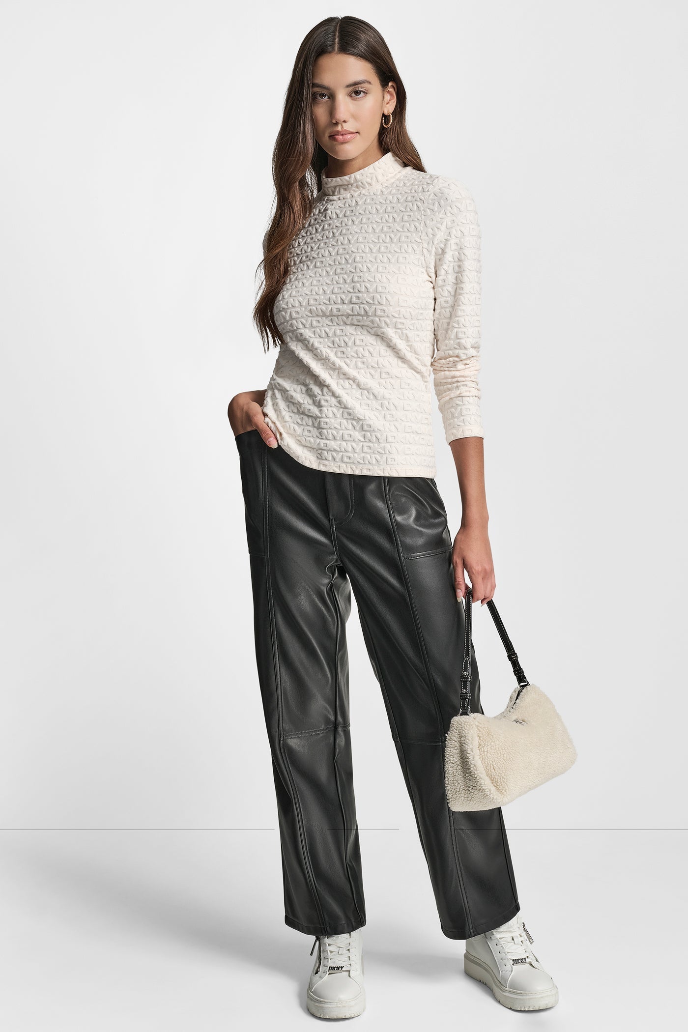 LOGO JACQUARD  LONG SLEEVE MOCK NECK TEE