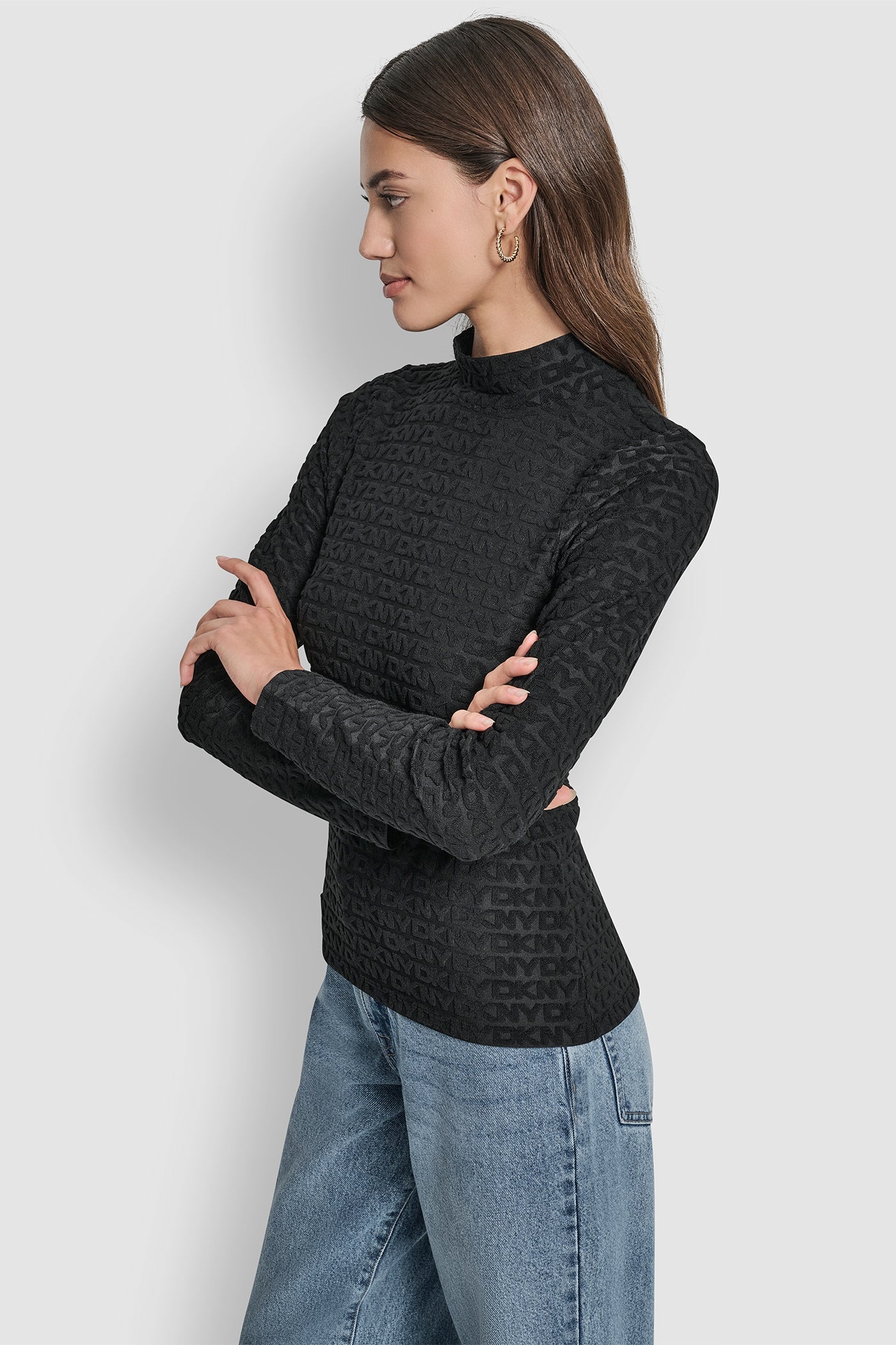 LOGO JACQUARD  LONG SLEEVE MOCK NECK TEE