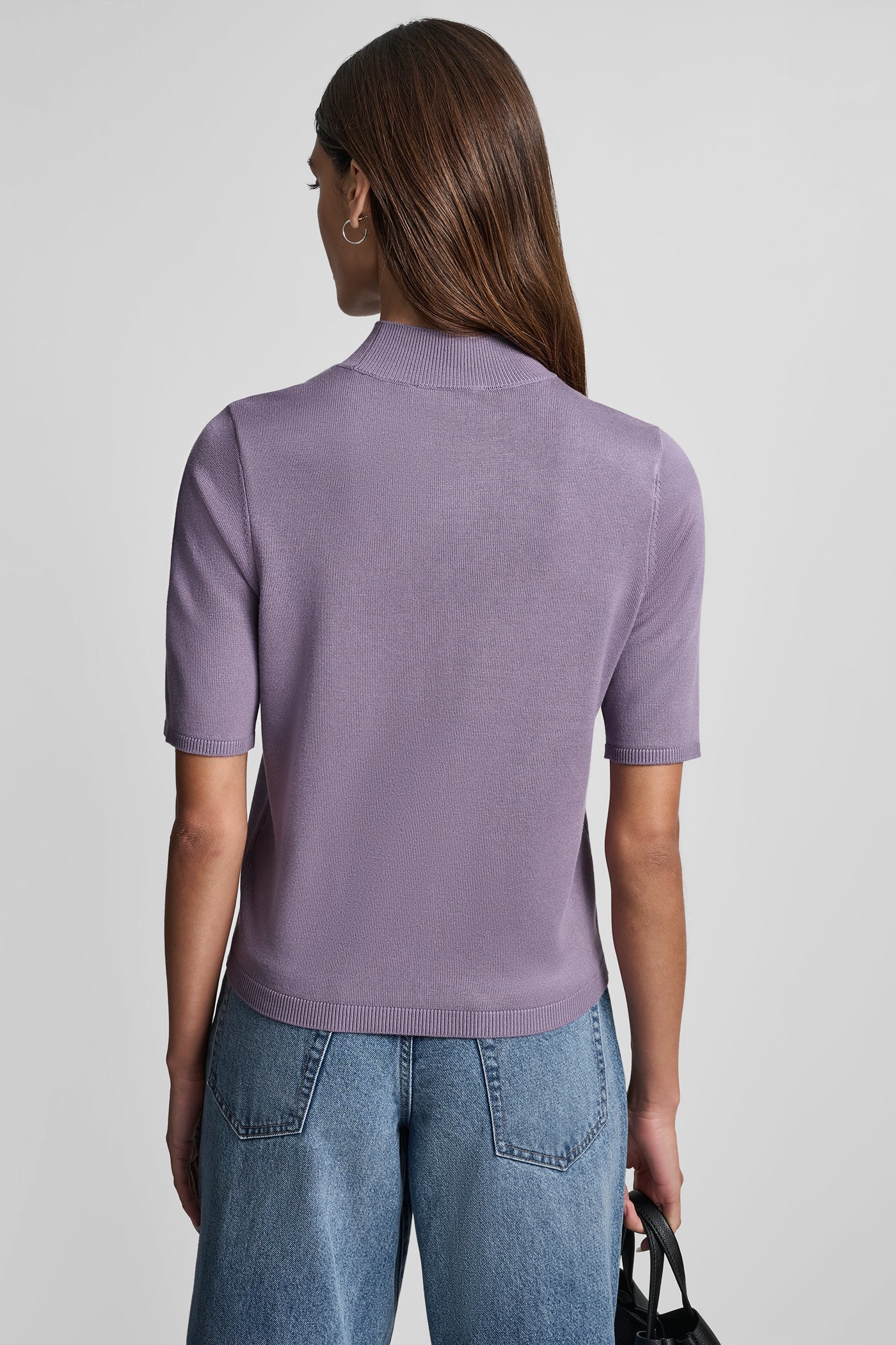 SHORT SLEEVE HOTFIX LOGO MOCK NECK SWEATER