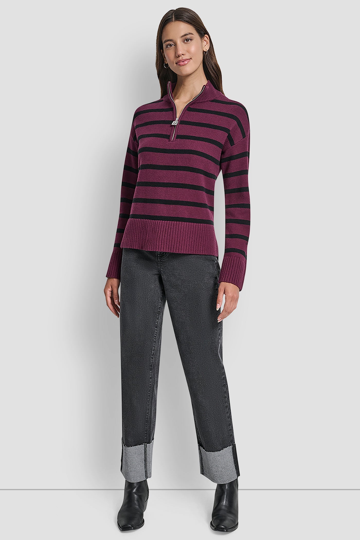 LONG SLEEVED 1/4 ZIP COLLAR STRIPED SWEATER