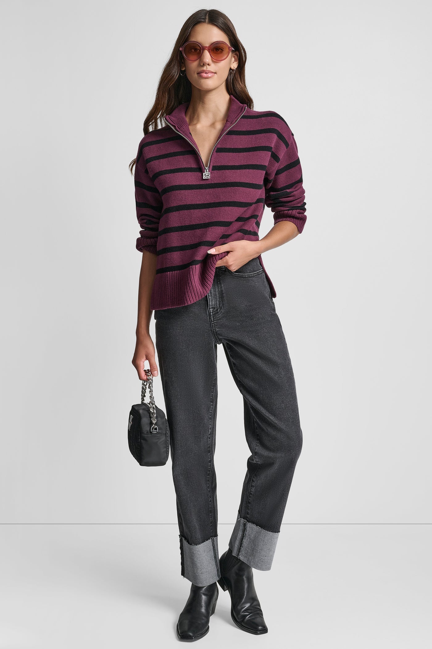 LONG SLEEVED 1/4 ZIP COLLAR STRIPED SWEATER