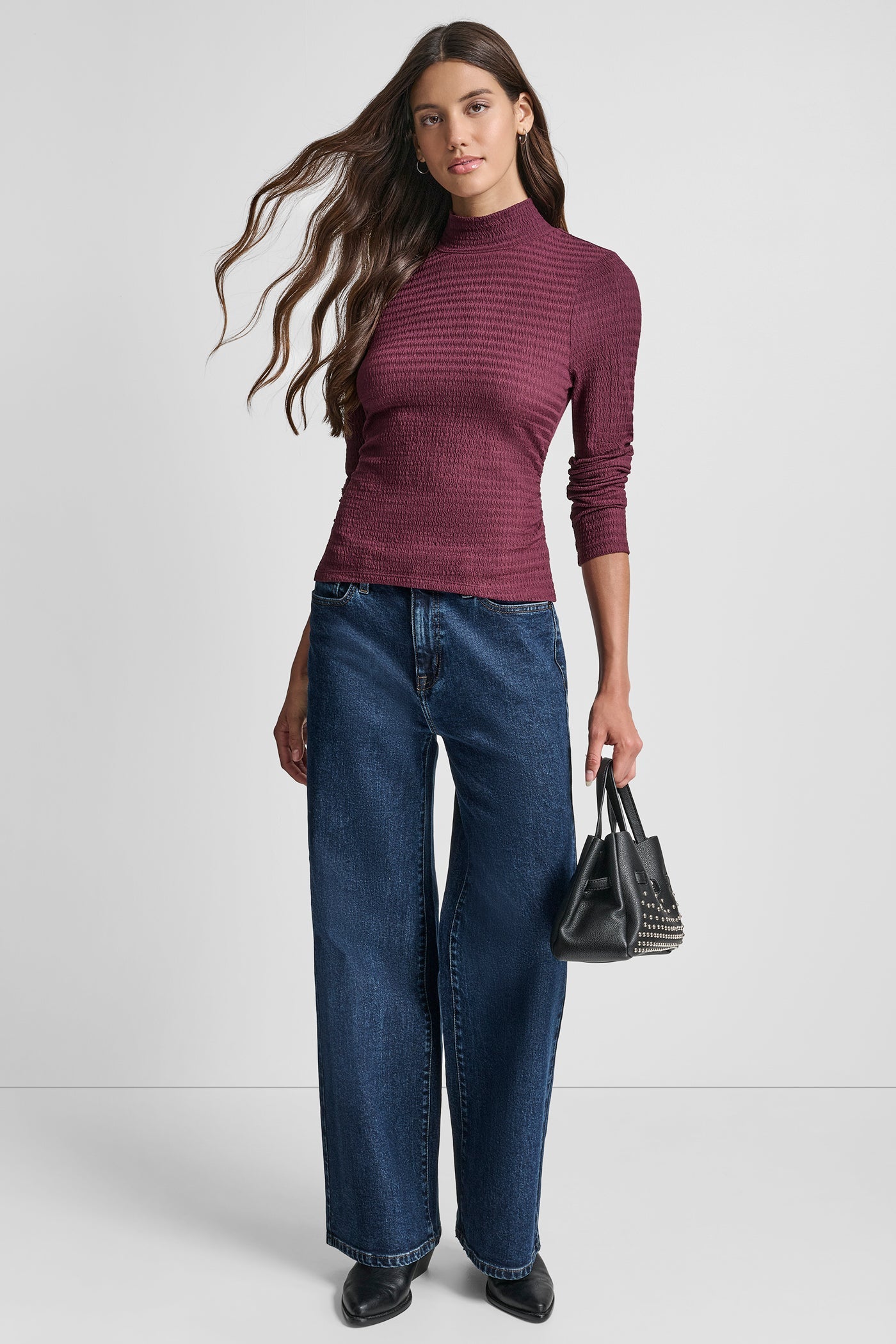 RIPPLE LACE MOCK NECK RUCHED SIDE LONG SLEEVE TEE