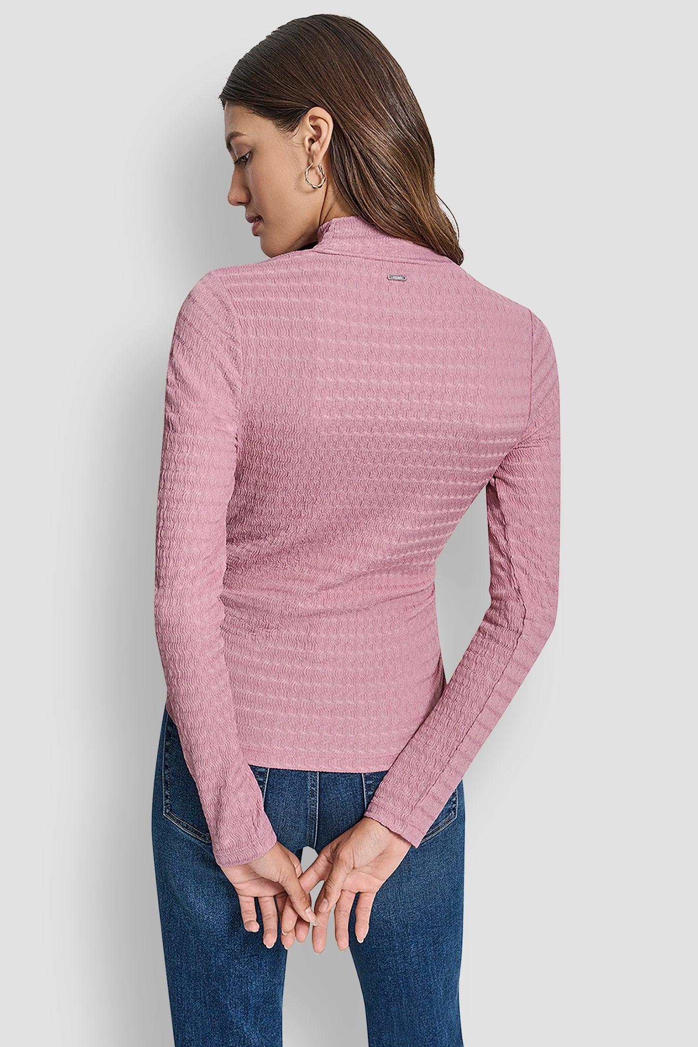 RIPPLE LACE MOCK NECK RUCHED SIDE LONG SLEEVE TEE
