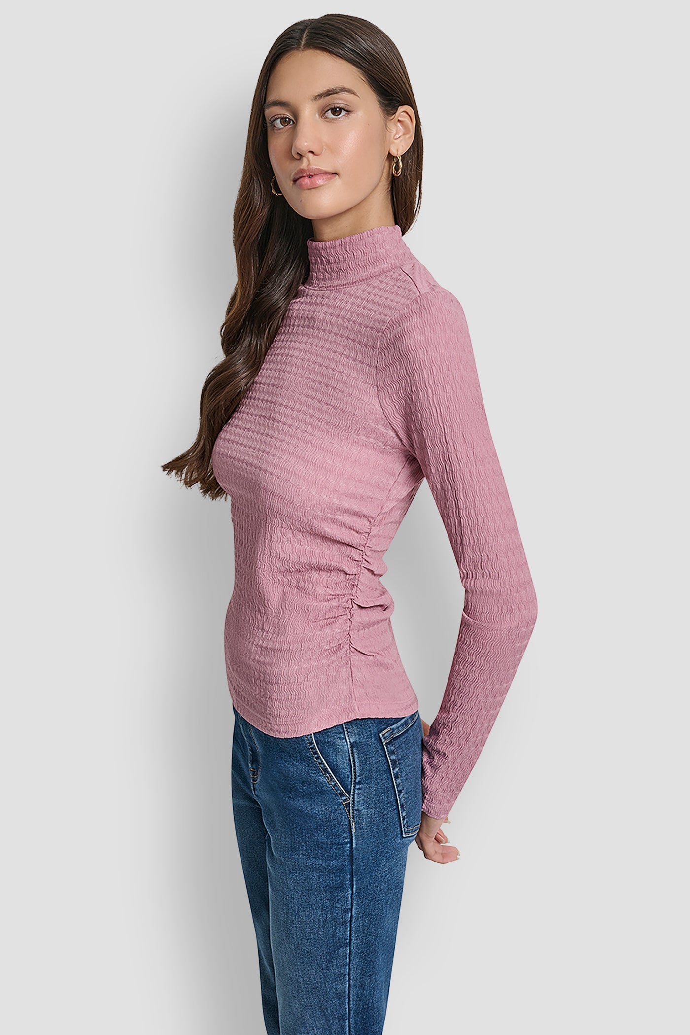 RIPPLE LACE MOCK NECK RUCHED SIDE LONG SLEEVE TEE