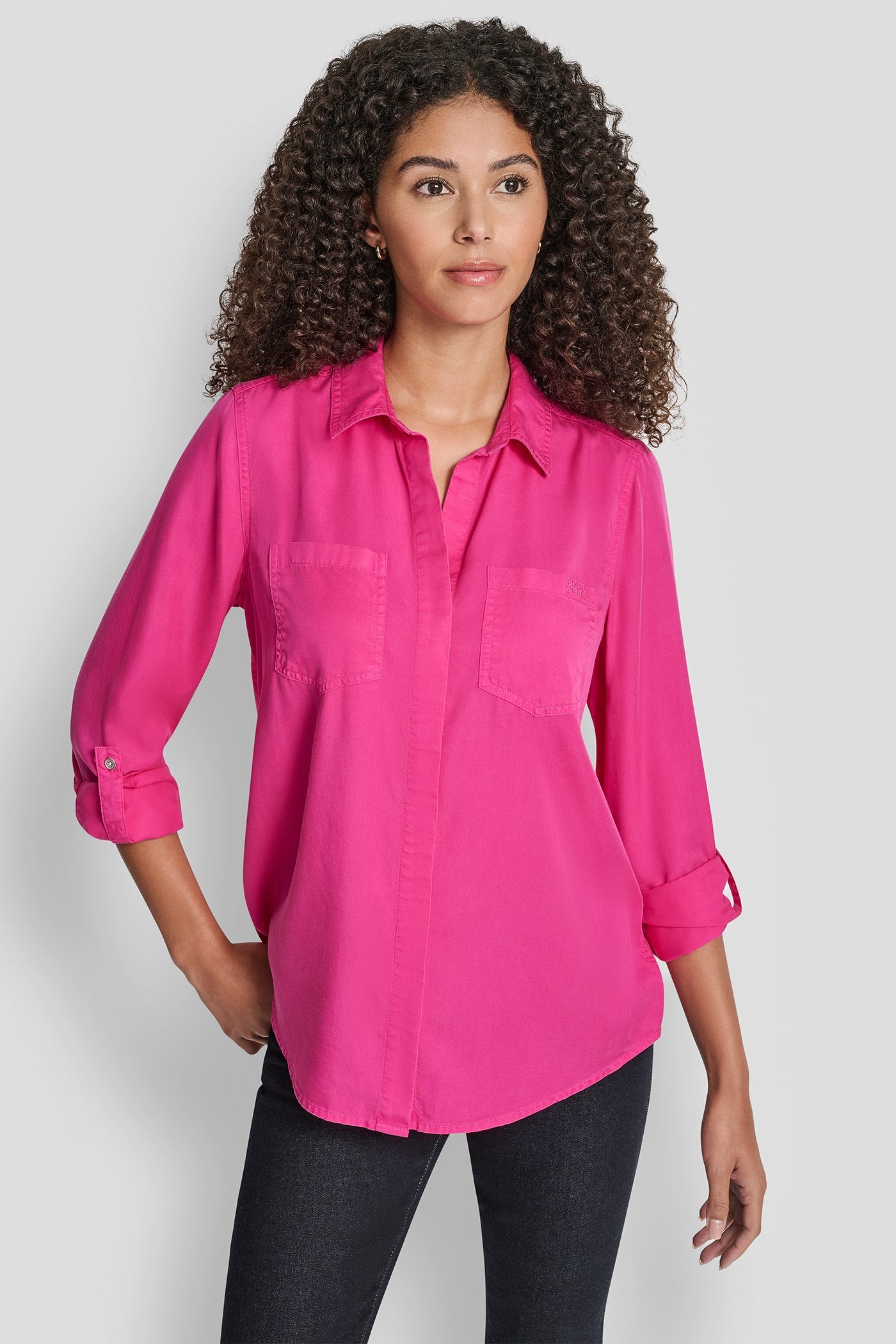 SPLIT BACK BUTTON FRONT WITH ROLL TAB