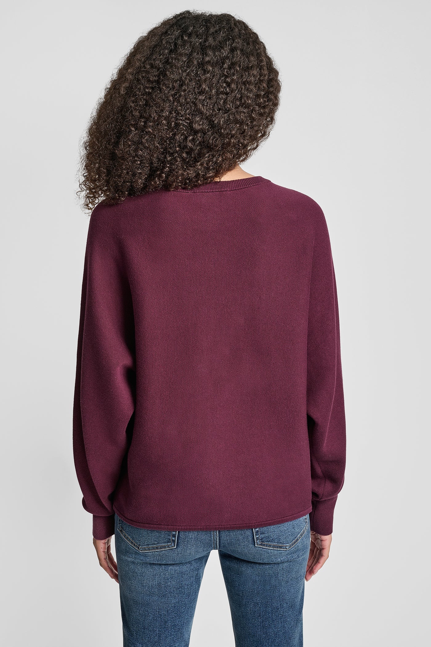 DOLMAN SLEEVE SEQUIN LOGO SWEATER