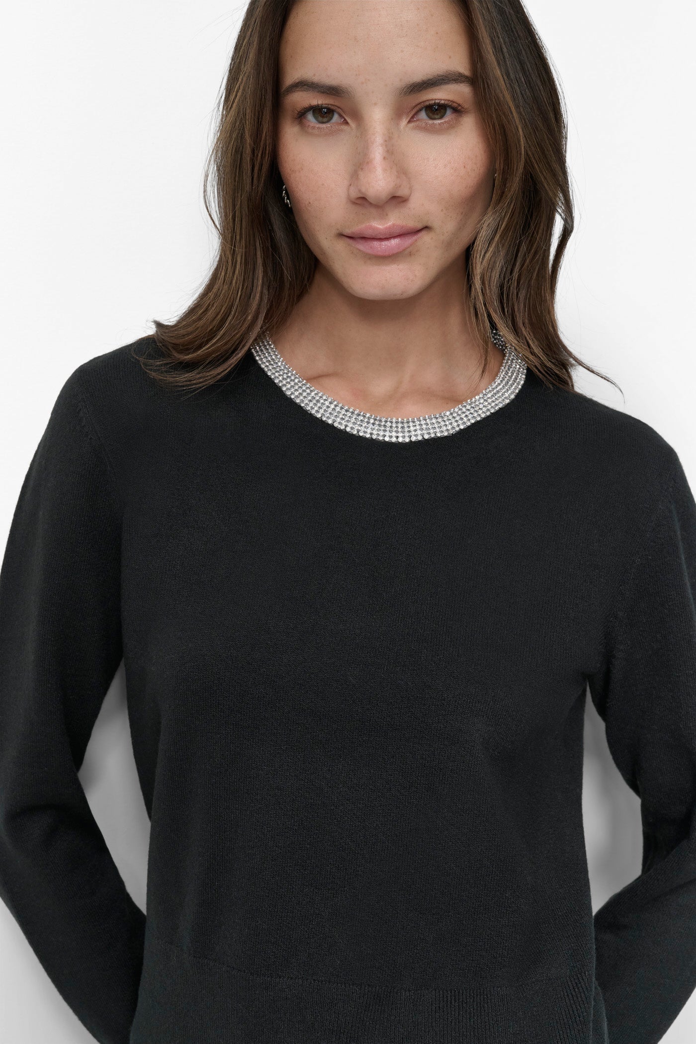 CREW NECK WITH RHINESTONE TRIM AT NECK