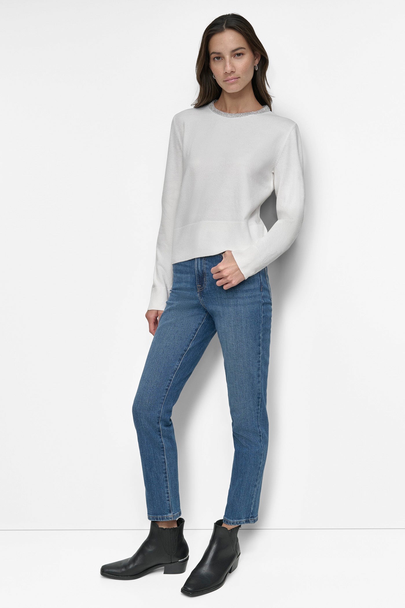 CREW NECK WITH RHINESTONE TRIM AT NECK