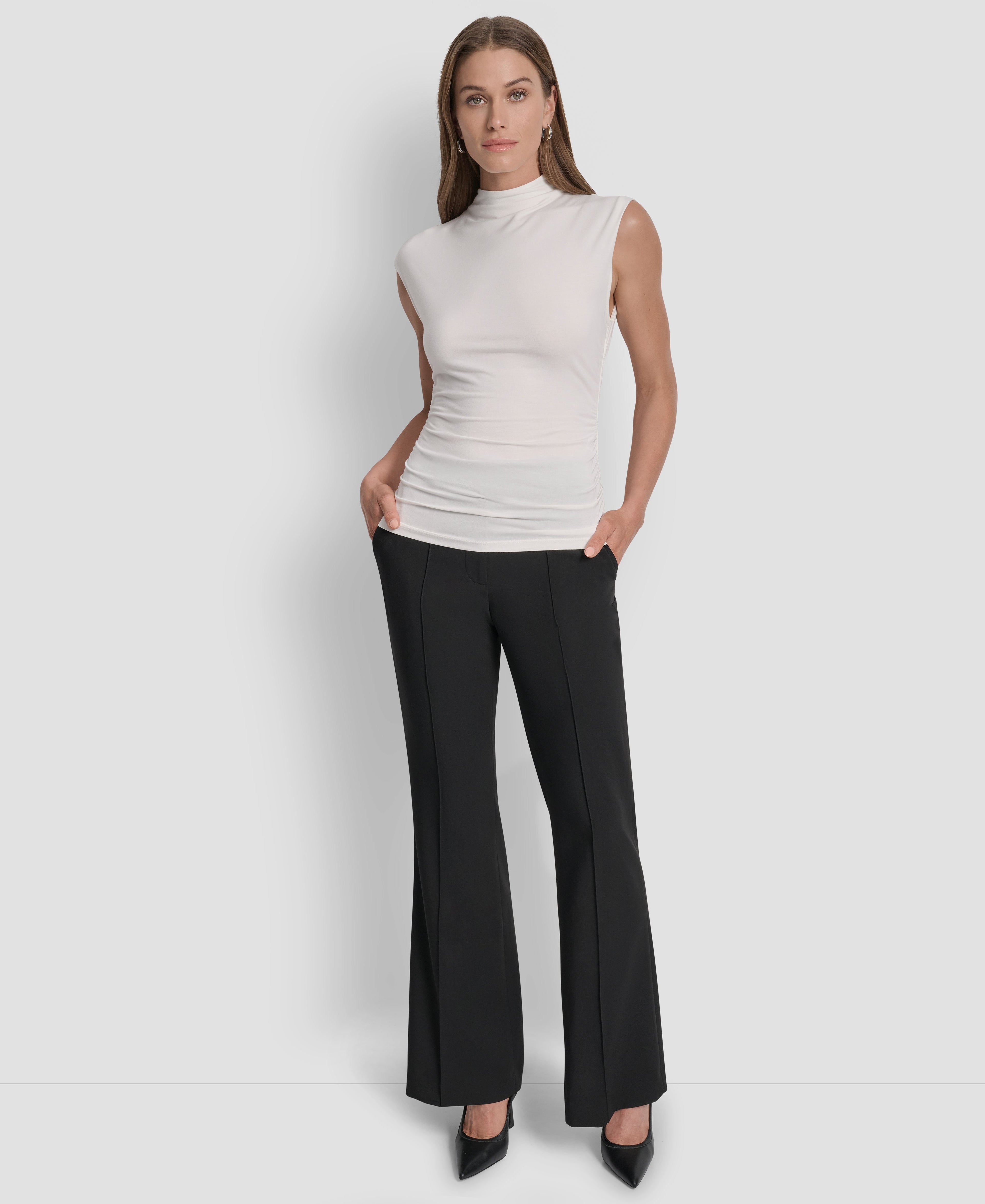 SLEEVELESS SIDE RUCHED TOP