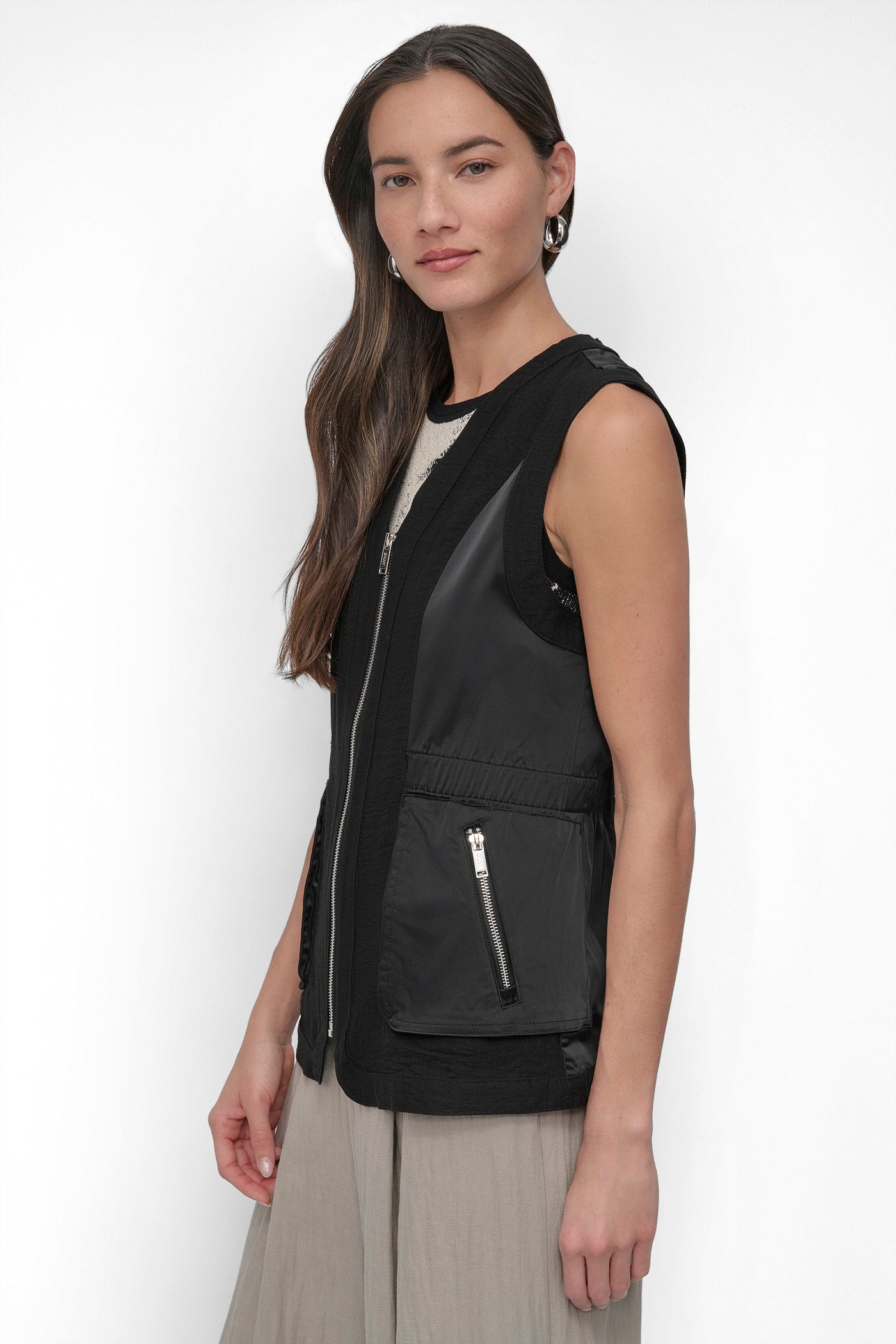 VEST IN SHINE MATTE