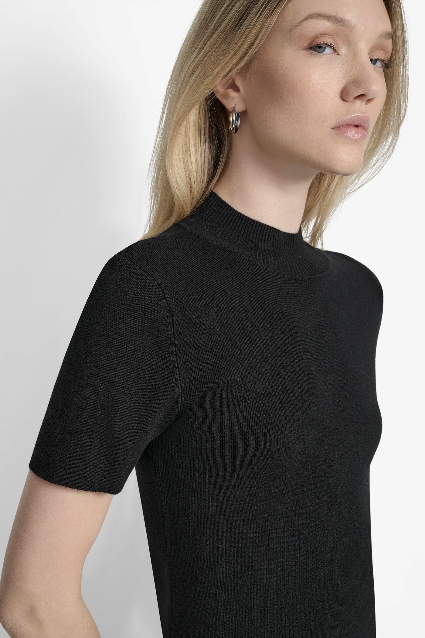 CAP SHORT SLEEVE MOCK NECK SWEATER
