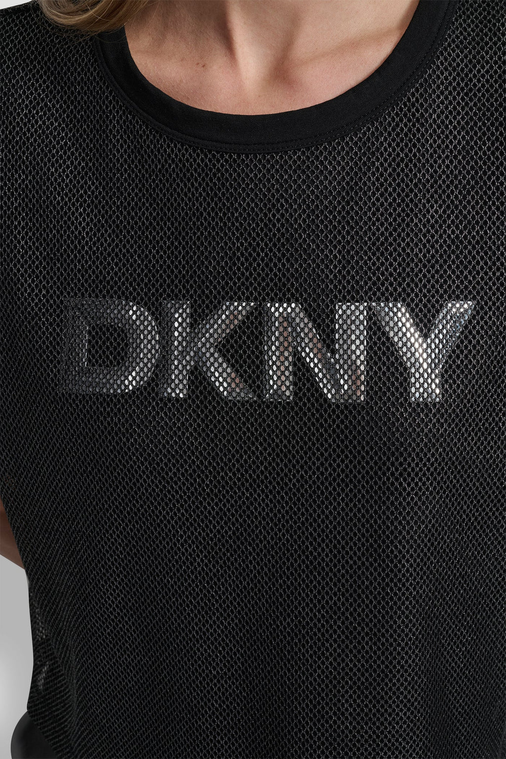 SHORT SLEEVE MESH OVERLAY LOGO KNIT TOP