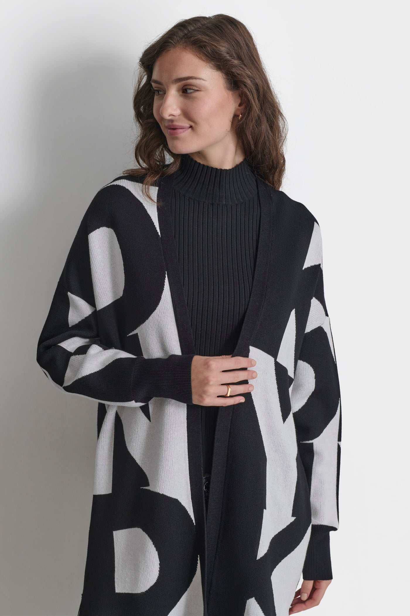 TWO-TONE LOGO CARDIGAN