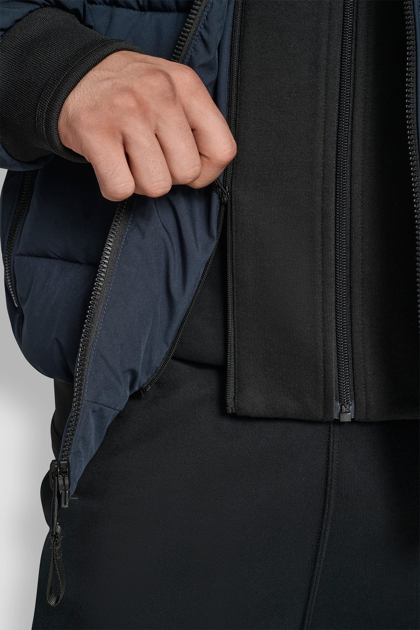 STRETCH BOMBER JACKET