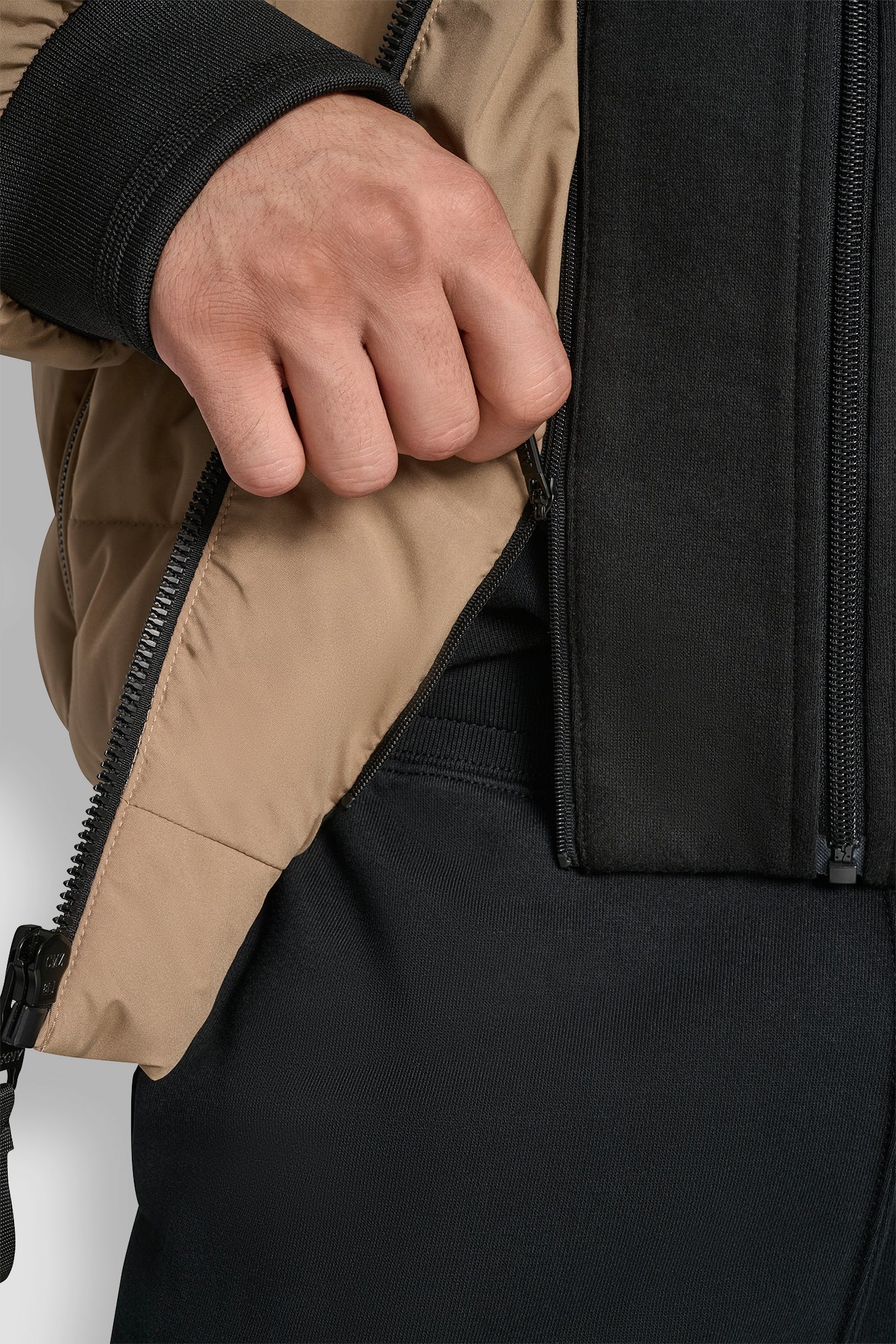 STRETCH BOMBER JACKET